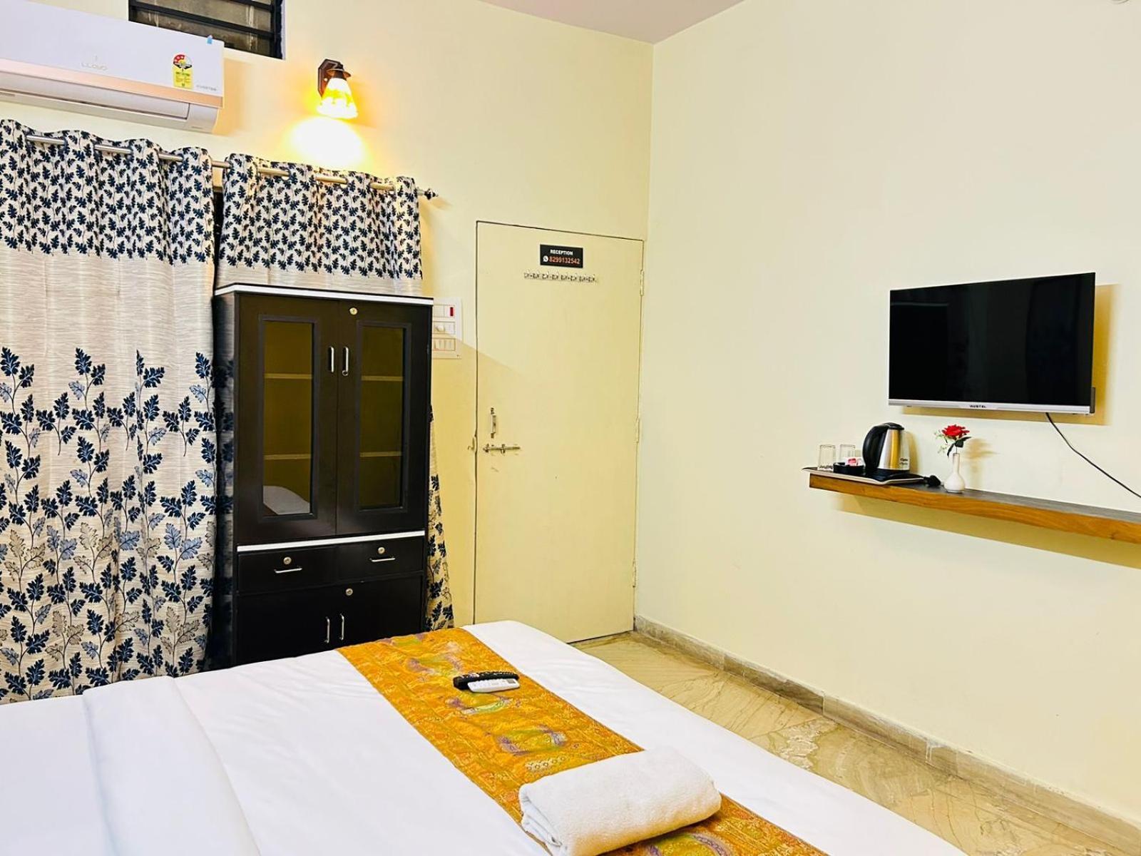 Shankar Vilaas -A Boutique Stay Forigners Choice Near Ghats And Temples Варанаси Экстерьер фото