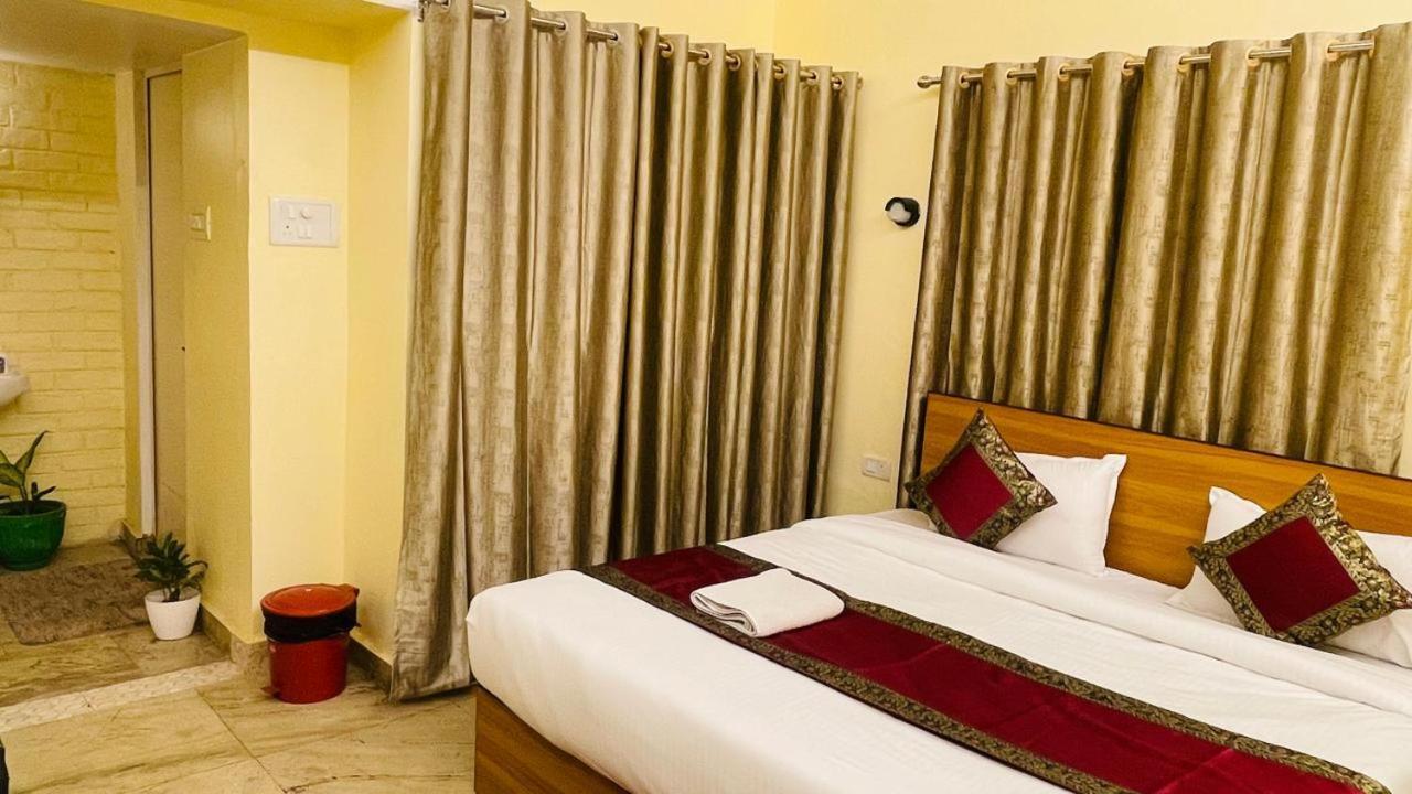 Shankar Vilaas -A Boutique Stay Forigners Choice Near Ghats And Temples Варанаси Экстерьер фото